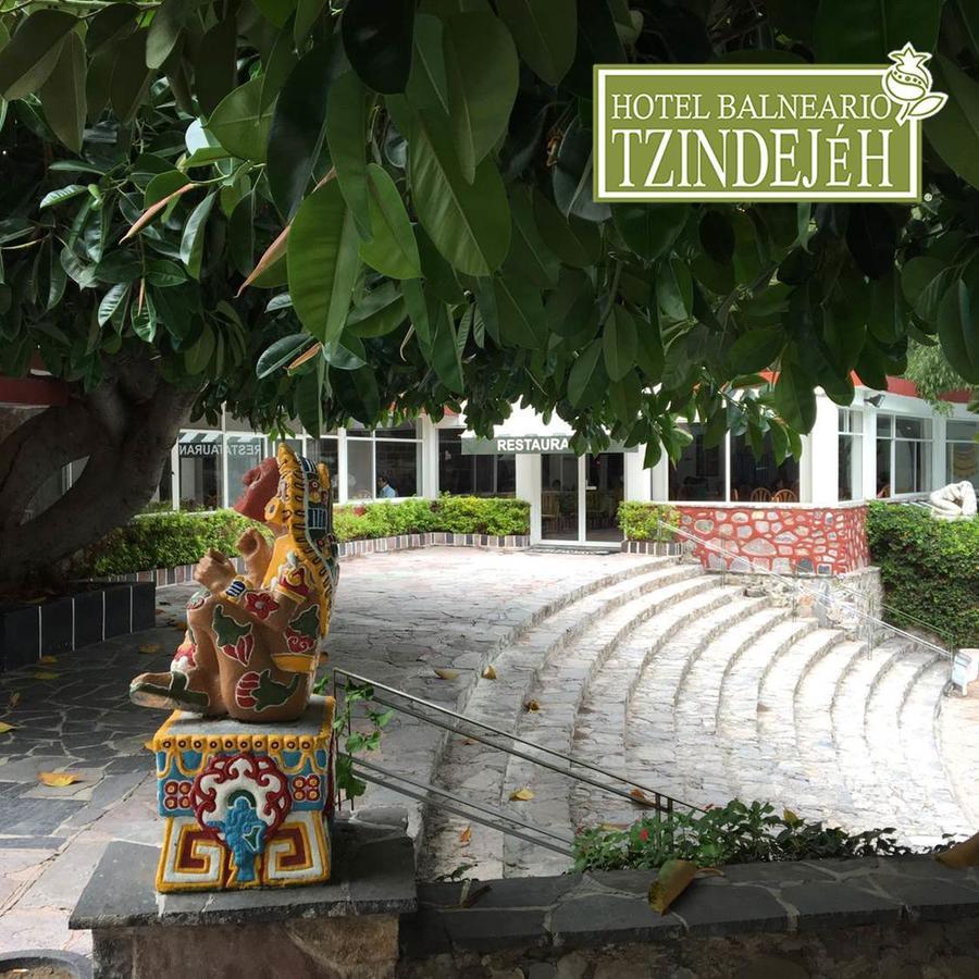 Hotel Balneario Tzindejeh Tasquillo Buitenkant foto