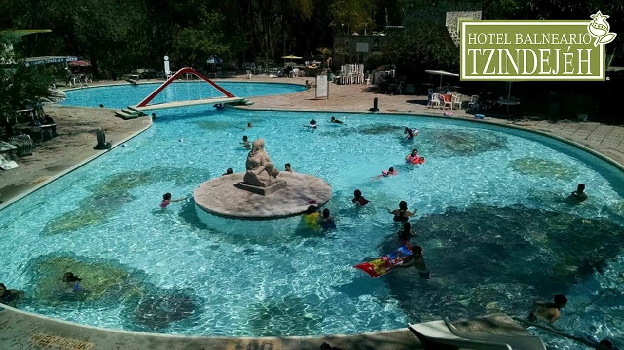 Hotel Balneario Tzindejeh Tasquillo Buitenkant foto