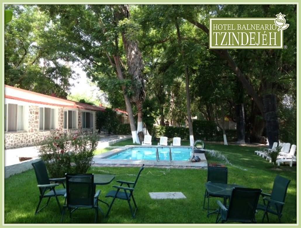 Hotel Balneario Tzindejeh Tasquillo Buitenkant foto