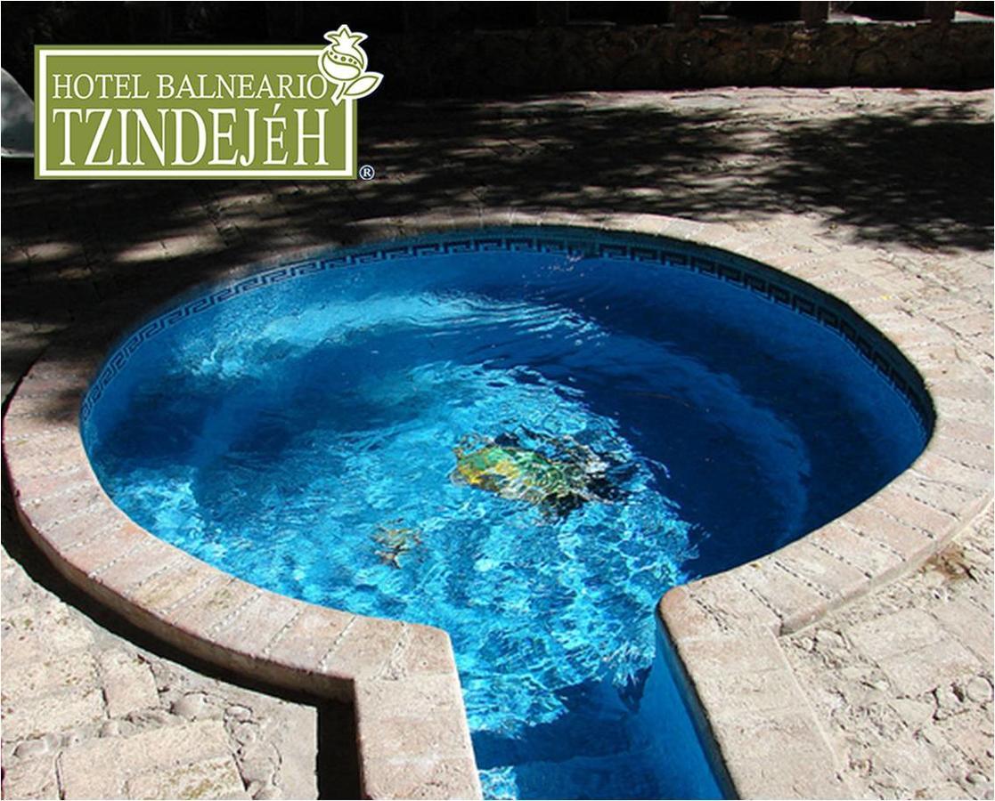 Hotel Balneario Tzindejeh Tasquillo Buitenkant foto