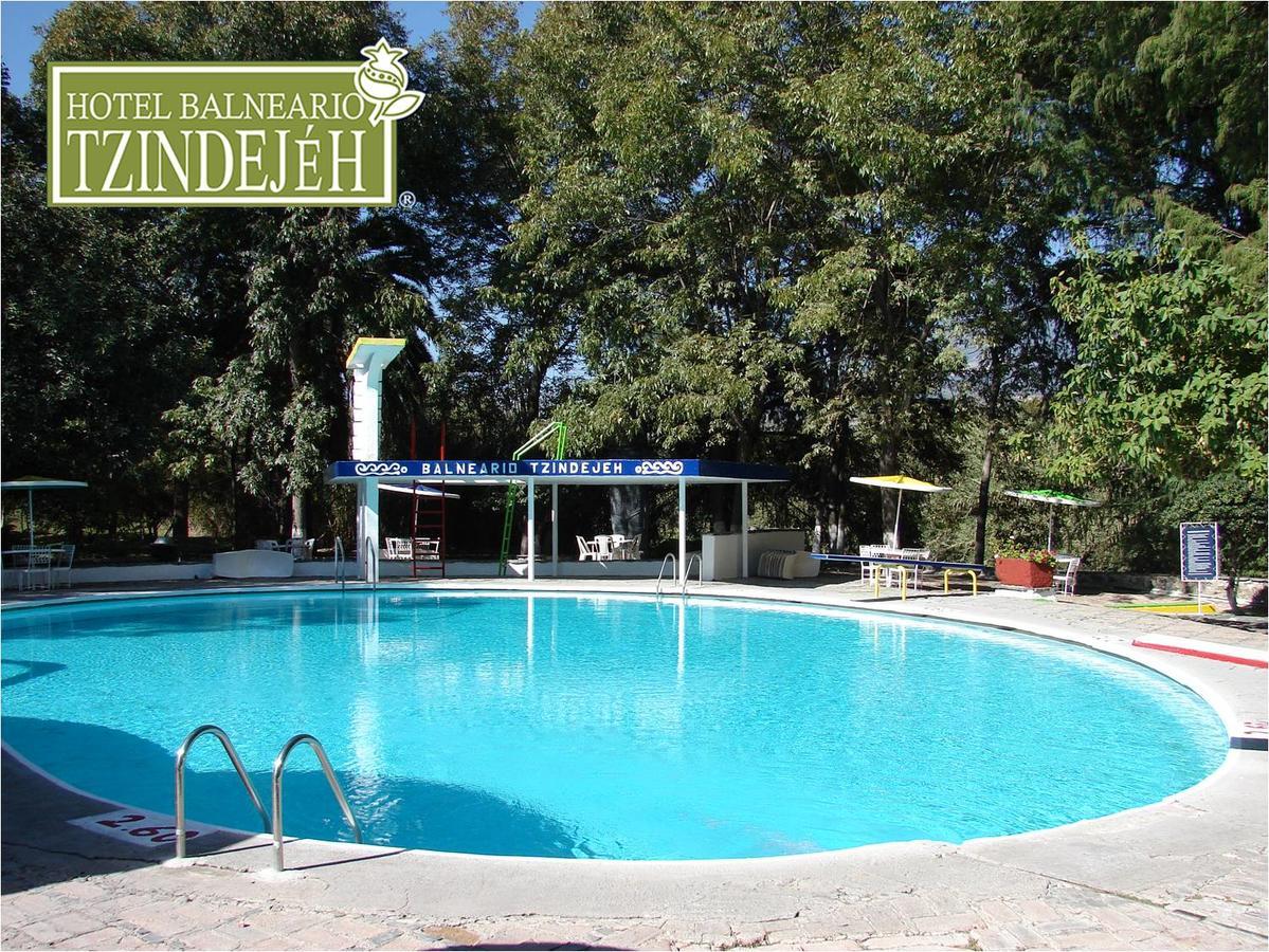 Hotel Balneario Tzindejeh Tasquillo Buitenkant foto