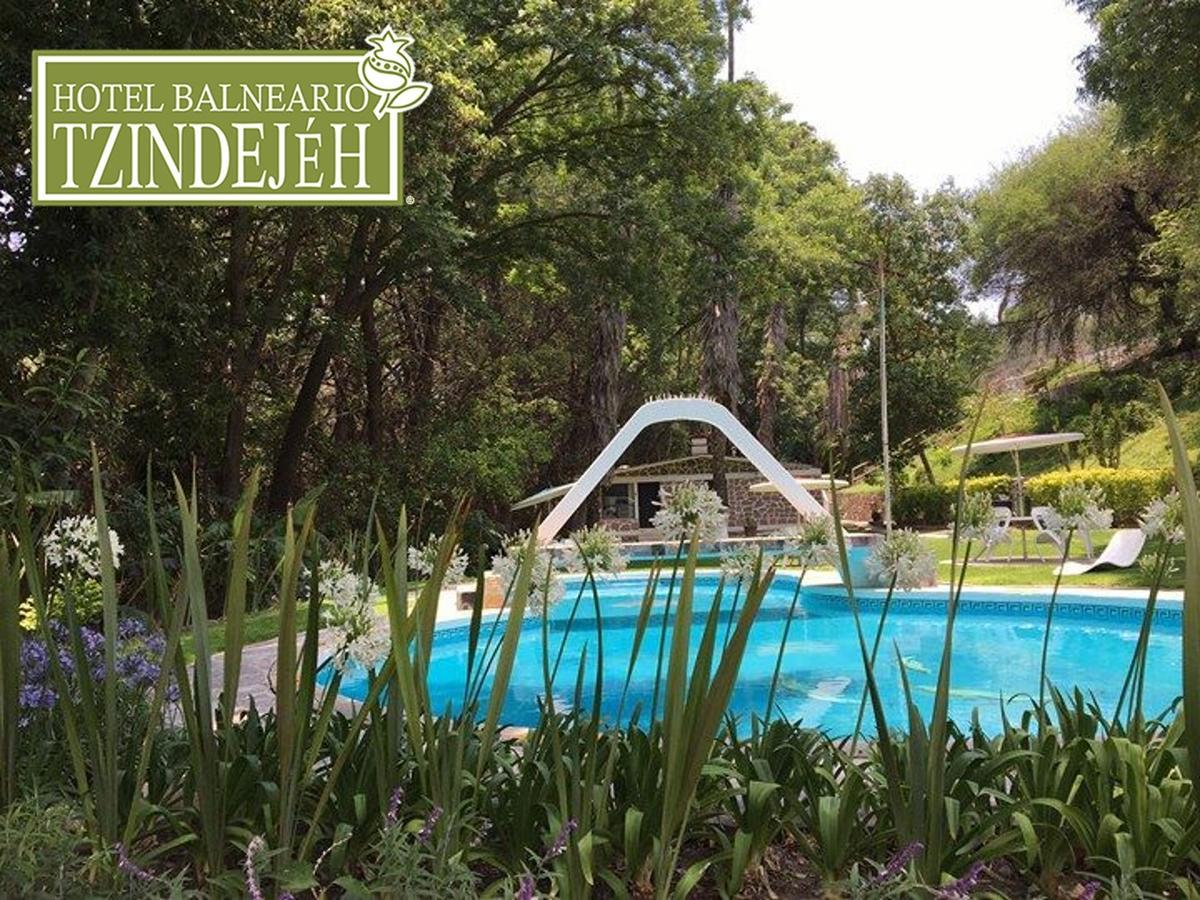 Hotel Balneario Tzindejeh Tasquillo Buitenkant foto